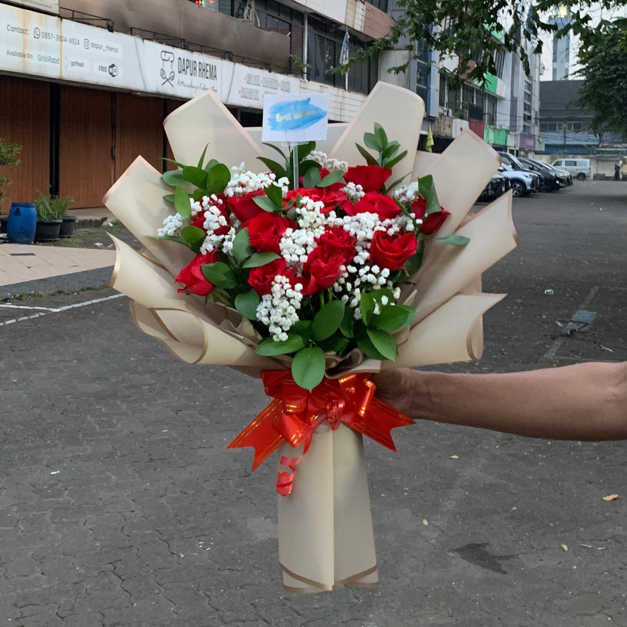 Hand Bouquet MHB 01