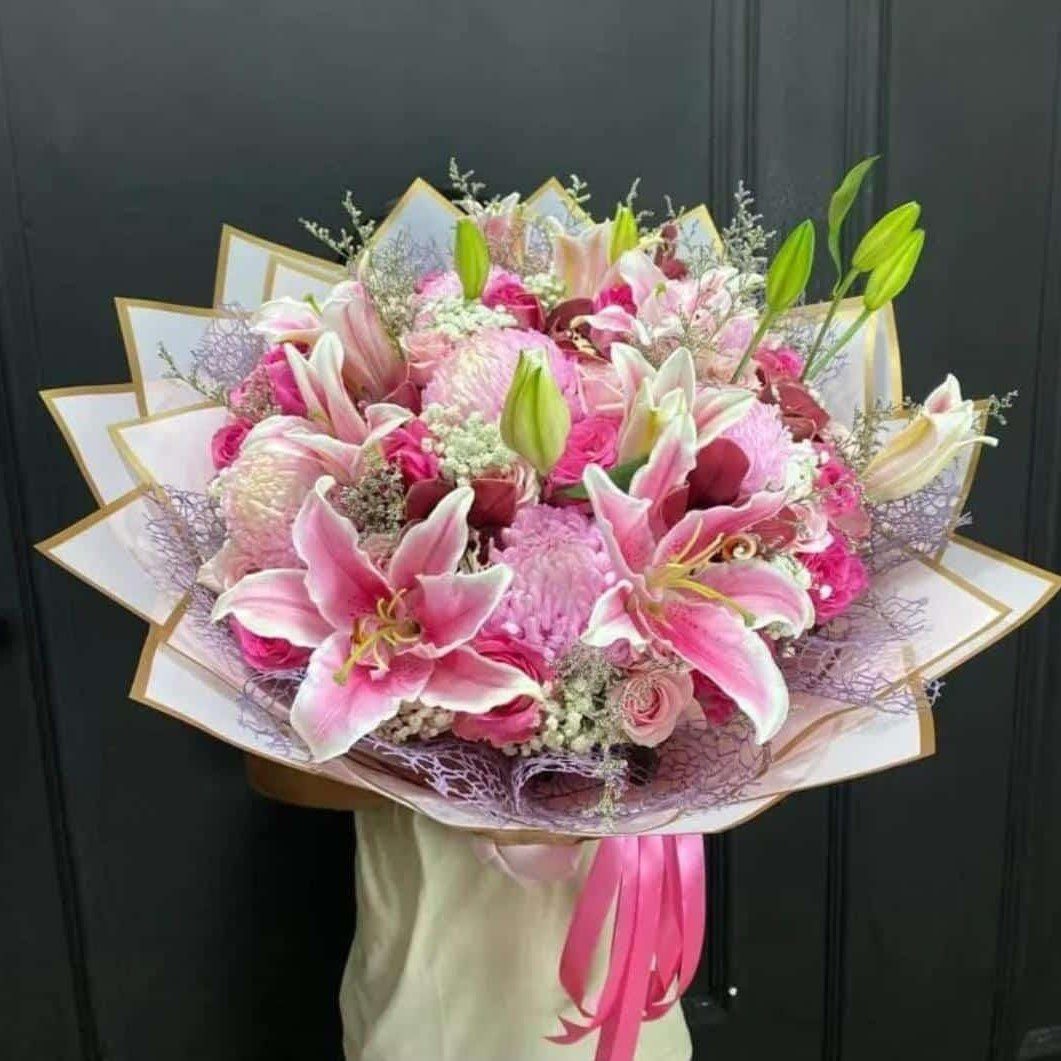 Hand Bouquet MHB 18